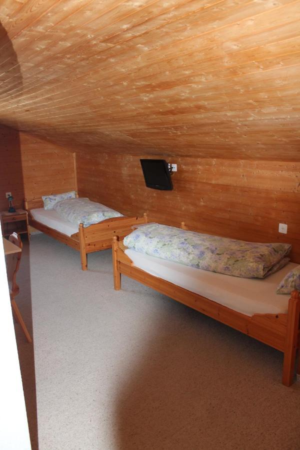 Hotel Posta 波斯基亚沃 外观 照片
